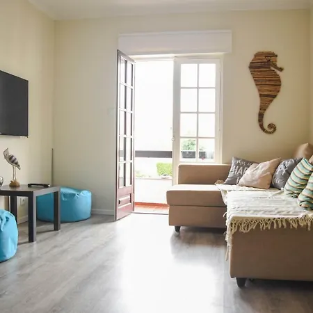 Beach House Surfing And Sea Views Appartamento